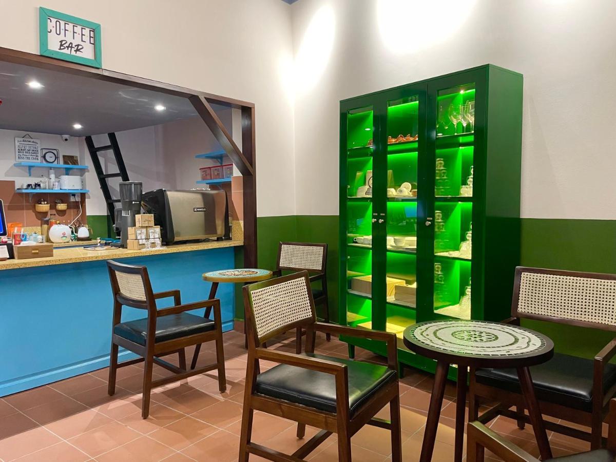 Ahu Hotel & Apartment Хошимин Екстериор снимка